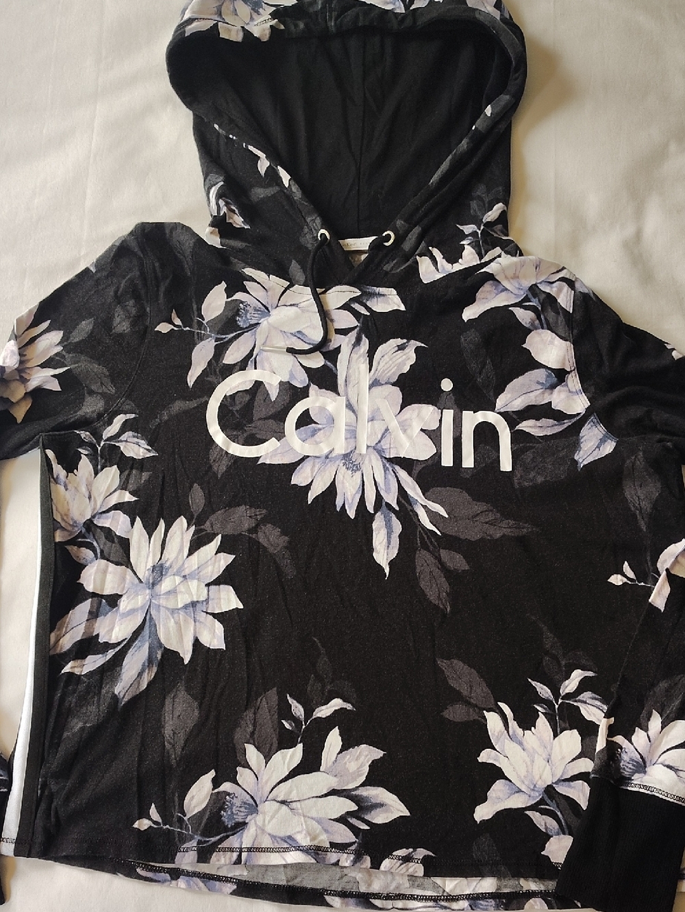 Calvin Klein Black and White Floral Light Weight Performance Athletic Hoodie Med